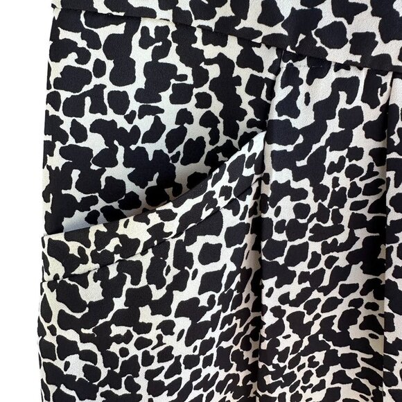 2/$30 Ann Taylor Loft Side Zip Shorts Size 2 Black White Flowy Pockets Boho NWT - Picture 3 of 8